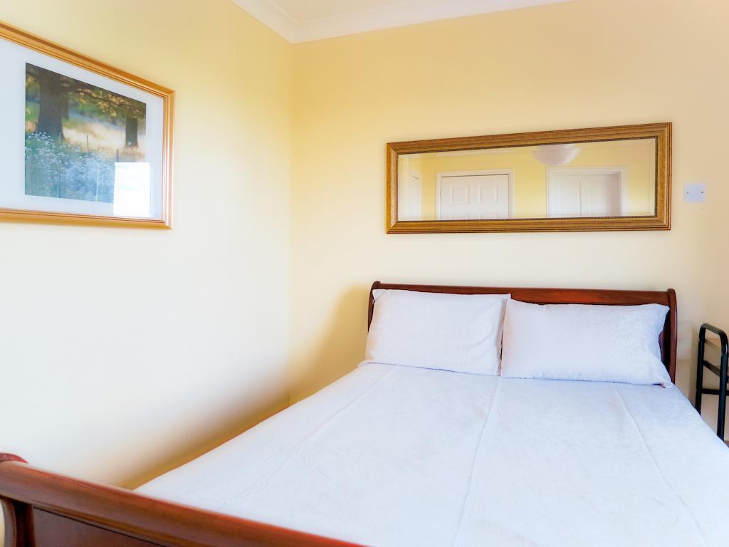 Bed and Breakfast Angel View Guildford Zimmer foto